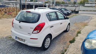 Hyundai i 20 2014 DIESEL-thumb-5