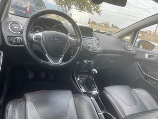 Ford Fiesta 2016 ST LINE-thumb-16