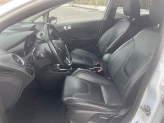 Ford Fiesta 2016 ST LINE-thumb-18