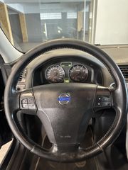 Volvo C30 2012-thumb-8