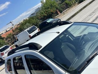 Dacia Duster 2015 4x2-thumb-12