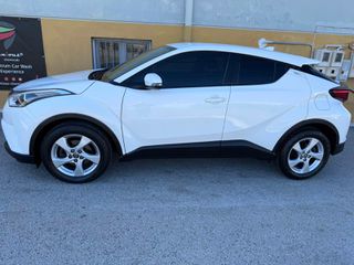Toyota C-HR 2017 1.2 CVT 4WD C-ENTER