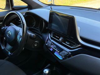 Toyota C-HR 2017 1.2 CVT 4WD C-ENTER-thumb-4