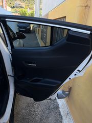 Toyota C-HR 2017 1.2 CVT 4WD C-ENTER-thumb-8