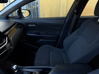Toyota C-HR 2017 1.2 CVT 4WD C-ENTER-thumb-12