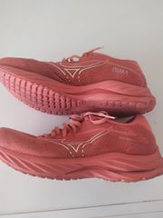 Mizuno-thumb-2