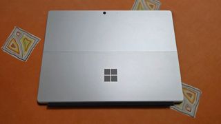 Microsoft Surface Pro 9 13" , i5-1235U, 8GB/256GB Silver + Keyboard RGB