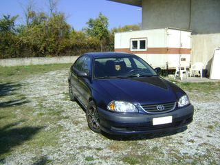 Toyota Avensis 2002