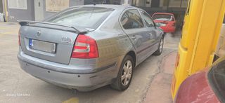 Skoda Octavia 2007 1.6 FSI-thumb-3