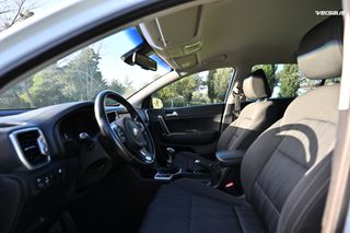 Kia Sportage 2018-thumb-12