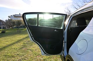 Kia Sportage 2018-thumb-16