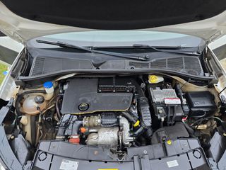 Citroen C4 Cactus 2015 BLUEHDI 100 STOP&START-thumb-27