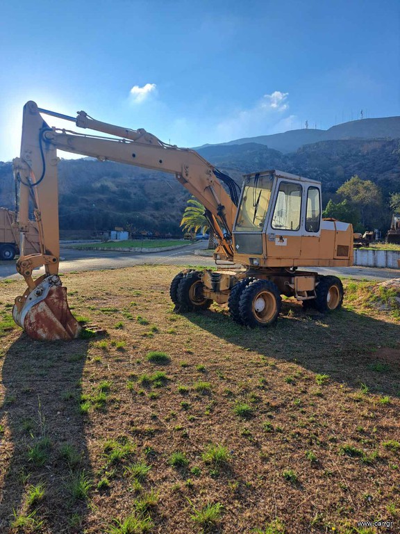 Φορτωτής Με Λάστιχα Liebherr 1983 902