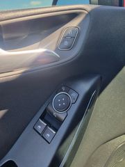 Ford Fiesta 2018 ST LINE-thumb-8