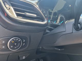 Ford Fiesta 2018 ST LINE-thumb-9
