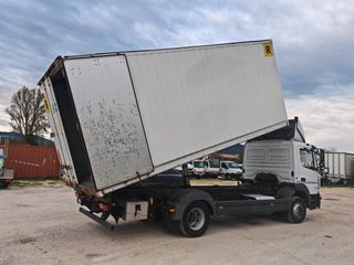 Ανατροπή Mercedes-Benz 2016 1221-thumb-3