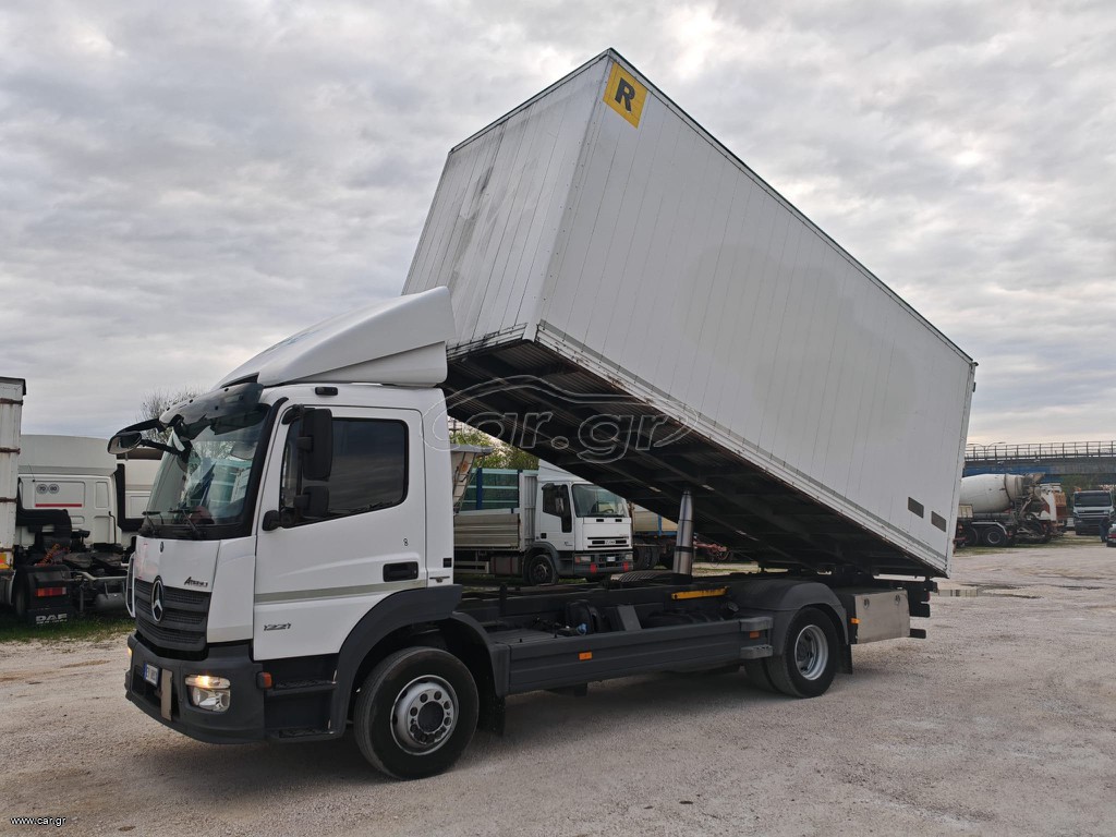 Κόφα Mercedes-Benz 2016 1221