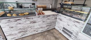 Γωνιακος πάγκος με ψυχομενη και θερμαινόμενη βιτρινα