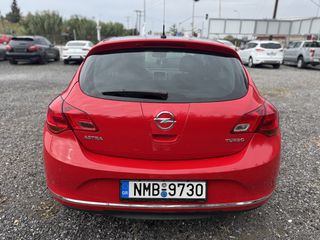 Opel Astra 2015-thumb-4
