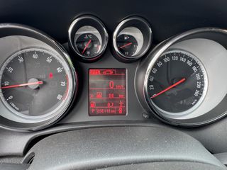 Opel Astra 2015-thumb-8