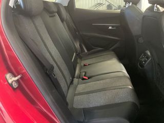 Peugeot 3008 2017 1.2 PURETECH 130 ALLURE-thumb-7