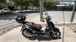 Piaggio Beverly 250 2009 Tourer-thumb-1