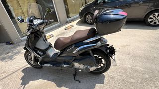 Piaggio Beverly 250 2009 Tourer-thumb-3