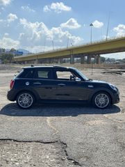 Mini Cooper S 2016-thumb-10