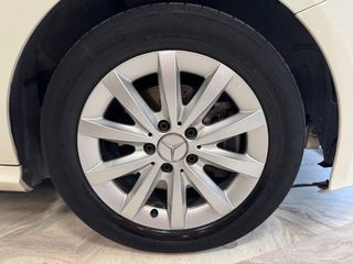 Mercedes-Benz B 180 2012 BLUE EFFICIENCY-AYTOMATIC-PANORAMA-thumb-19