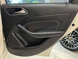 Mercedes-Benz B 180 2012 BLUE EFFICIENCY-AYTOMATIC-PANORAMA-thumb-41