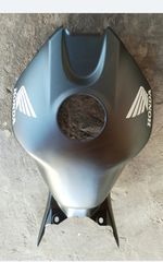 Καλυμμα τεποζιτου CBR1000RR 2005'