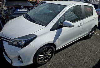 Toyota Yaris 2015 YARIS 1.0 VVTI