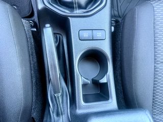 Toyota Hilux 2021 4X2 TURBO DIESEL ΜΟΝΟΚΑΜΠΙΝΟ-thumb-32