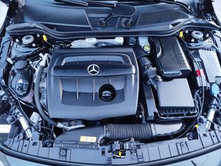 Mercedes-Benz GLA 180 2018 Klasse GLA 180 d-thumb-42