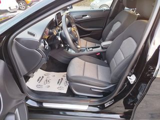 Mercedes-Benz GLA 180 2018 Klasse GLA 180 d-thumb-16