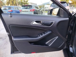 Mercedes-Benz GLA 180 2018 Klasse GLA 180 d-thumb-17