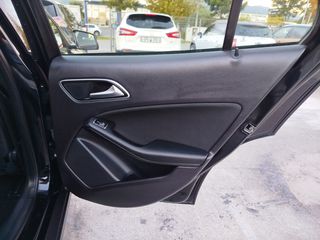 Mercedes-Benz GLA 180 2018 Klasse GLA 180 d-thumb-23