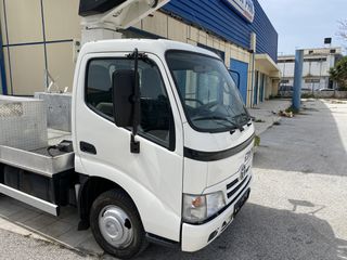 Καλαθοφόρα 2012 Toyota Dyna 150-thumb-2