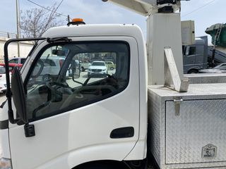 Καλαθοφόρα 2012 Toyota Dyna 150-thumb-3
