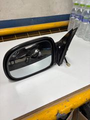 Καθρεπτης Suzuki swift 1992