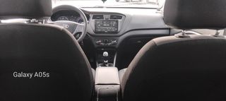 Hyundai i 20 2017-thumb-8