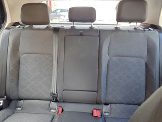 Volkswagen Golf 2021 e TSI-thumb-17