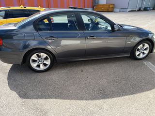 Bmw 320 2008 320D-thumb-2