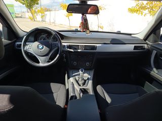Bmw 320 2008 320D-thumb-7
