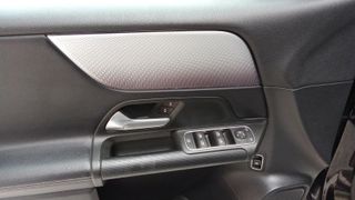 Mercedes-Benz GLB 200 2022 1.3 - 163hp - AYTOMATO..!!!-thumb-16