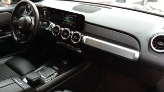 Mercedes-Benz GLB 200 2022 1.3 - 163hp - AYTOMATO..!!!-thumb-20