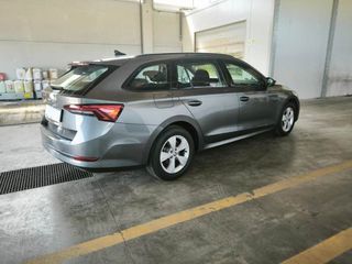 Skoda Octavia 2022 Combi 1.5 TSI Executive - CNG - Αυτόματο-thumb-3