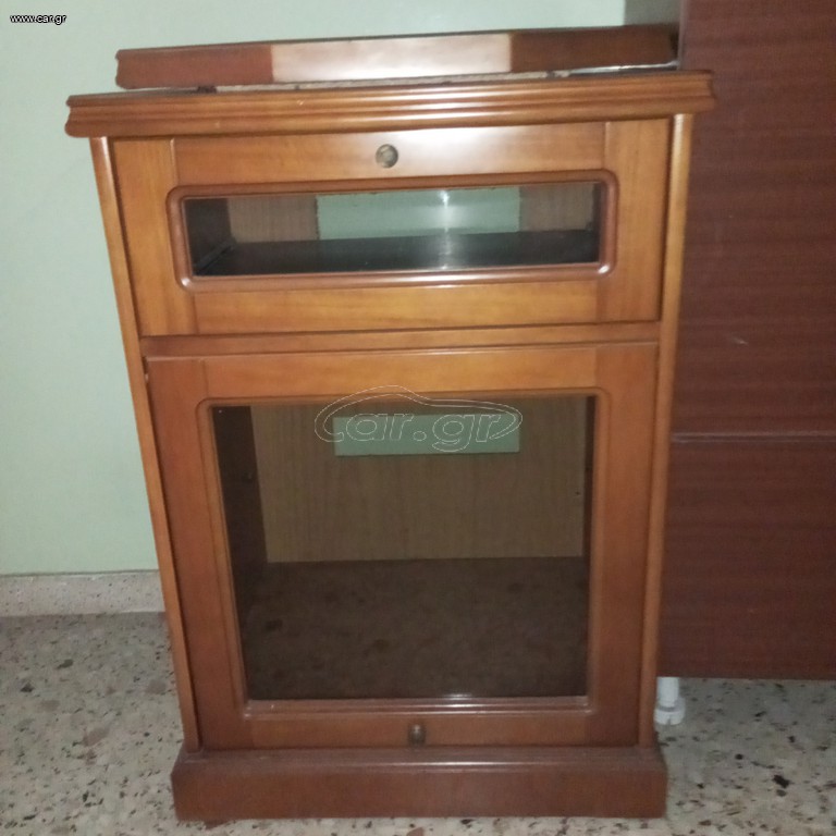 Έπιπλο tv