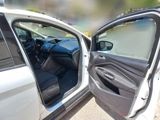 Ford C-Max 2016-thumb-10