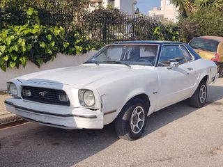 Ford Mustang 1975 II coupe-thumb-3